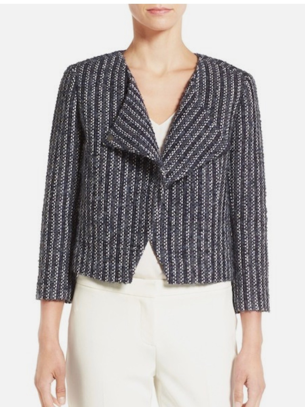 Classiques Entier Navy Textured Open-Front Cropped Blazer